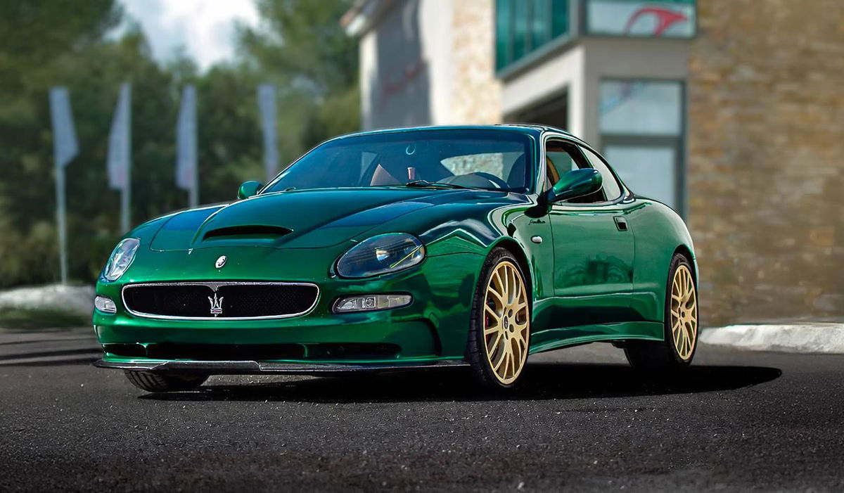 illustration Véhicule personnalisé - D1758 - Maserati Coupé CambioCorsa