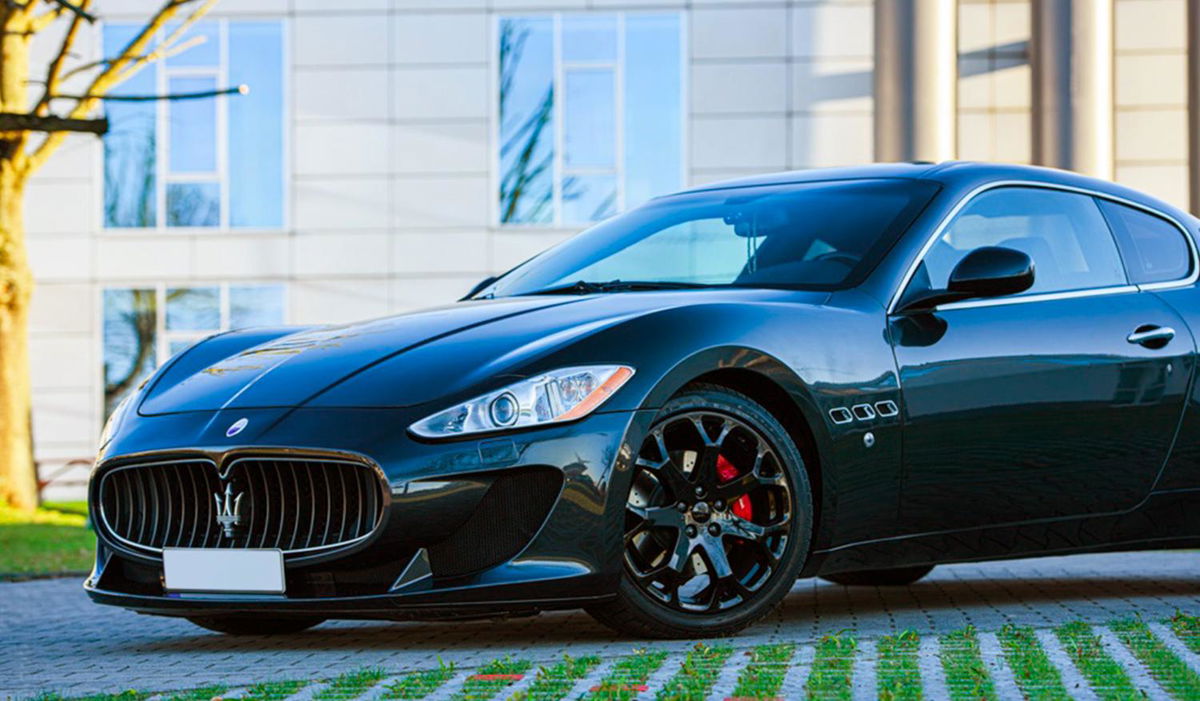 illustration Véhicule personnalisé - D1471 - Maserati coupée GT