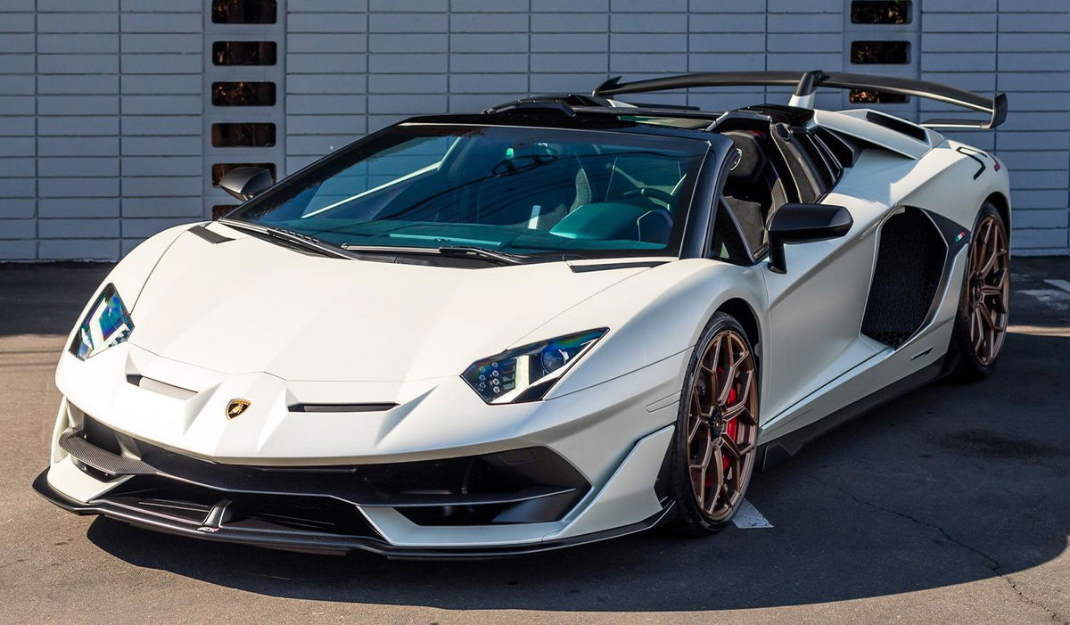 illustration Prestige Motor Club - Lamborghini Aventador SVJ